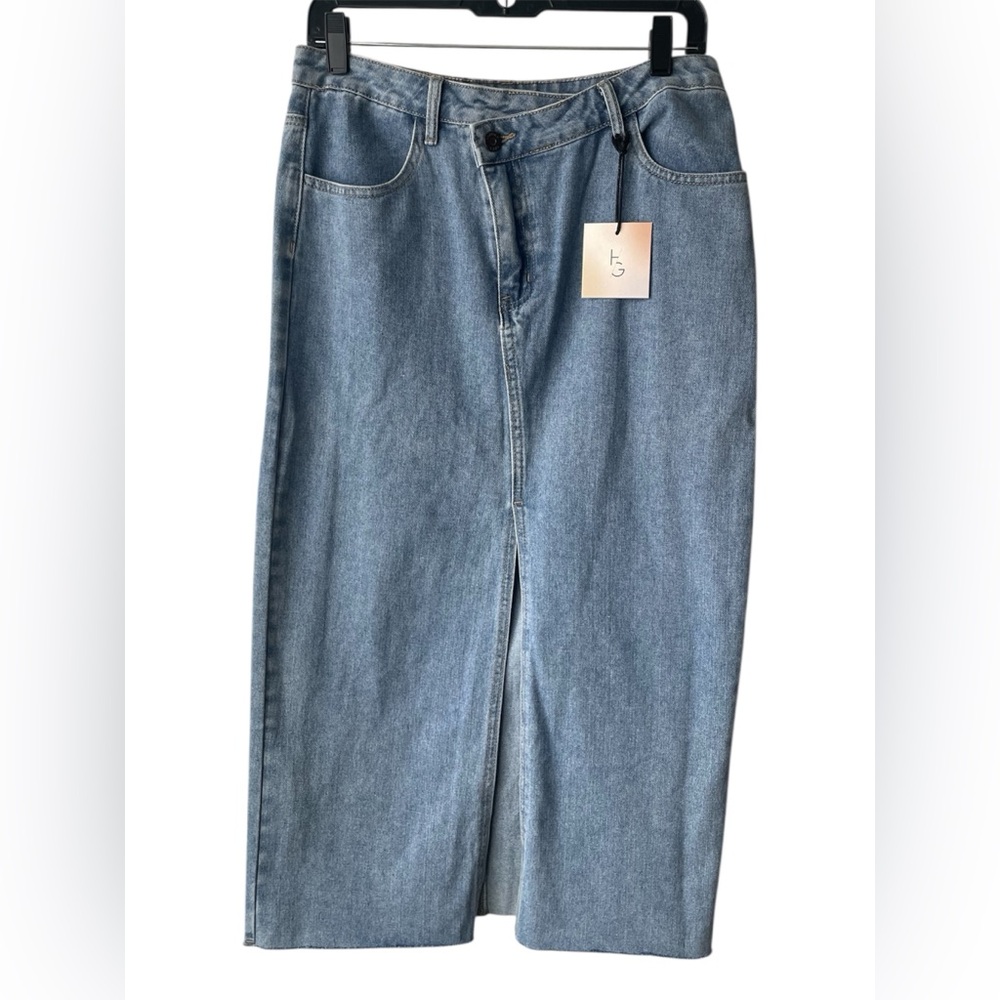 Happily gray raw hem Classic Blue Denim Skirt